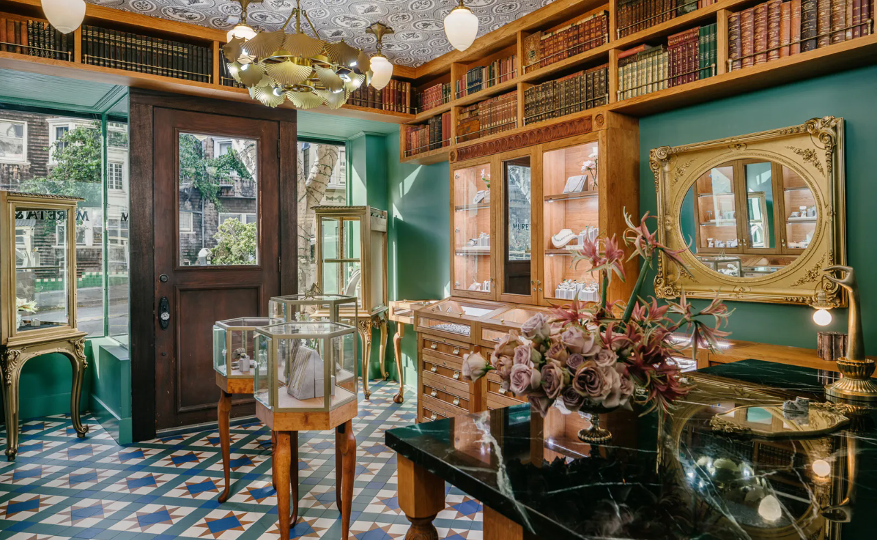 古董商店的全案视觉包装设计